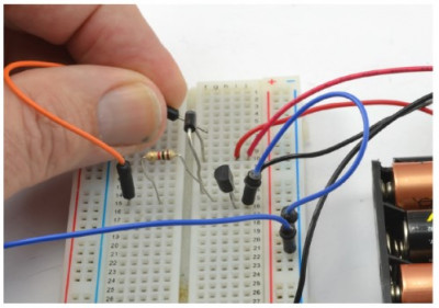 Checking the circuit before connecting an Arduino or Raspberry Pi to it