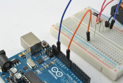 Connecting breadboard to Arduino