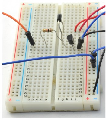 Solderless breadboard