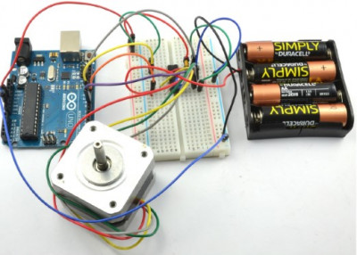 Stepper motor control circuit from Arduino assembly